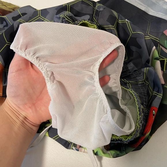 EUC | Nickelodeon boy’s‎ Teenage Mutant Ninja Turtles swim trunks — size 7 - Picture 5 of 5